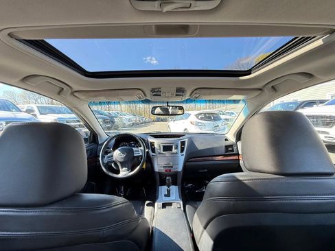 Used 2014 Subaru Legacy 2.5i Limited w/ Moonroof Package AWD/4WD image 12