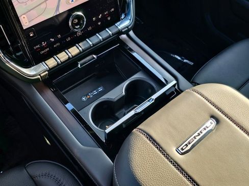 New 2026 GMC Yukon XL Denali w/ Advanced Technology Package image 23