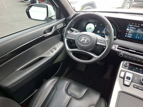 Used 2023 Hyundai Palisade Calligraphy image 15