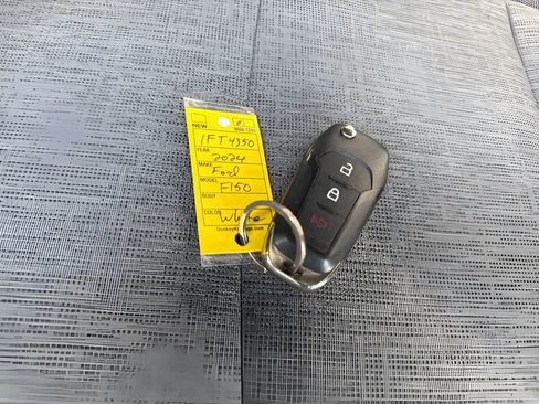 Used 2024 Ford F150 XL image 30