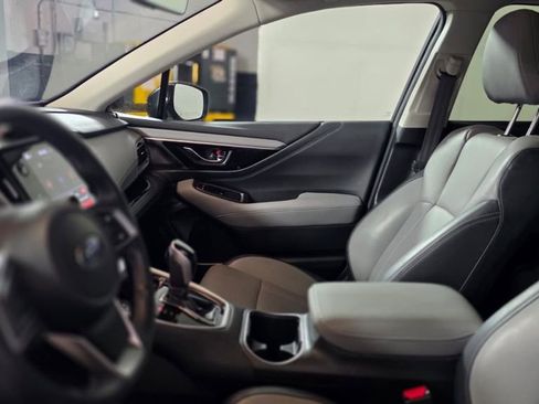 Used 2023 Subaru Outback Limited image 17