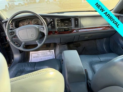 Used 1997 Buick Park Avenue w/ Seating Pkg image 5