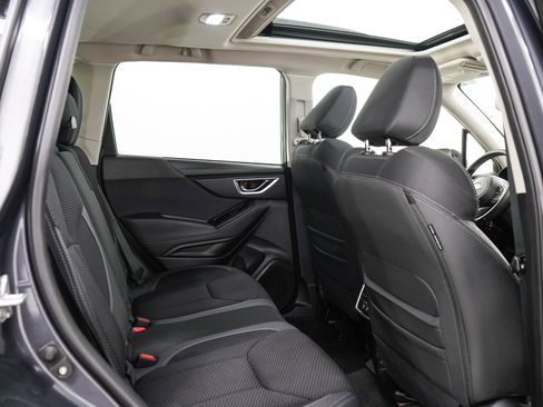 Used 2024 Subaru Forester Premium AWD/4WD image 14