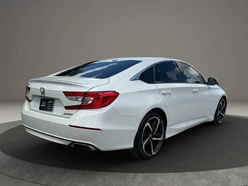 Used 2020 Honda Accord Sport image 4