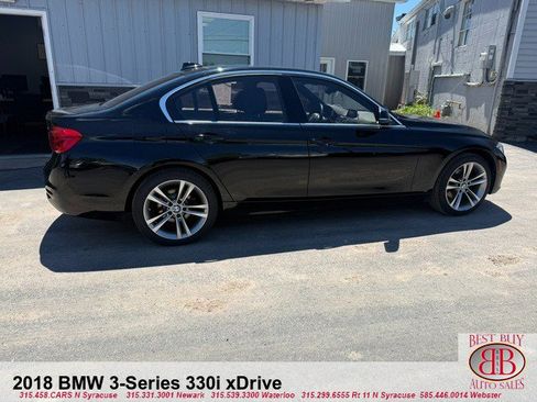 Used 2018 BMW 330i xDrive Sedan AWD/4WD image 7