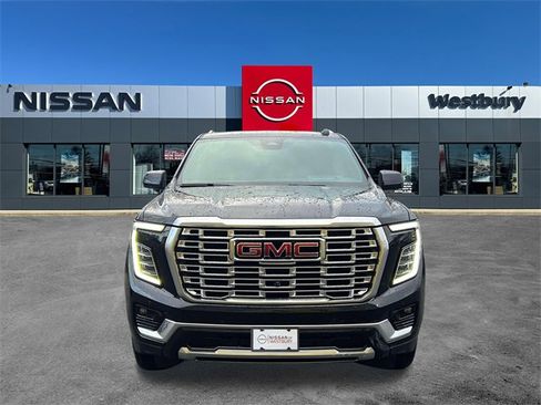 Used 2025 GMC Yukon XL Denali image 2