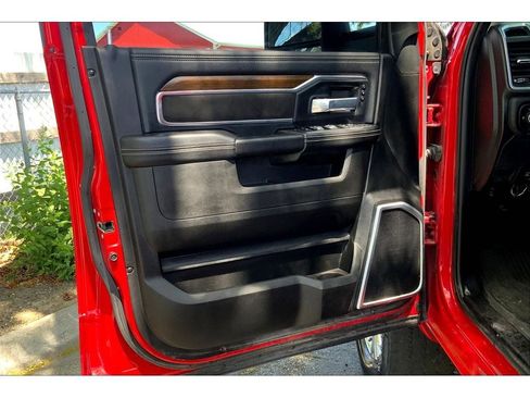 Used 2023 RAM 3500 Laramie image 24