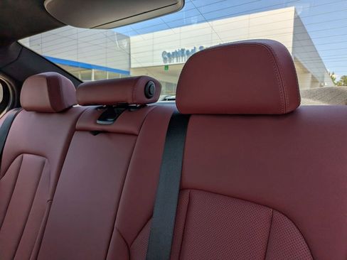 Used 2025 BMW 330i Sedan w/ M Sport Package RWD image 27