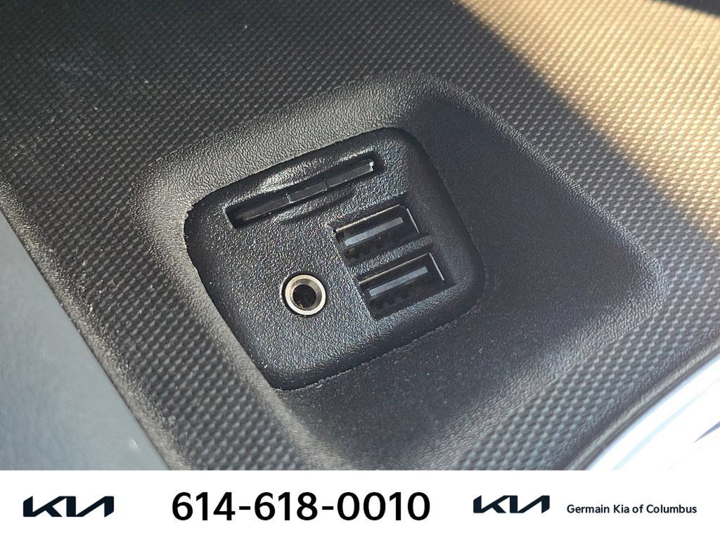 Used 2021 Buick Enclave Essence w/ Sound and Sites Package FWD image 32