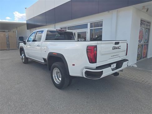 Certified 2024 GMC Sierra 3500 Denali Ultimate image 5