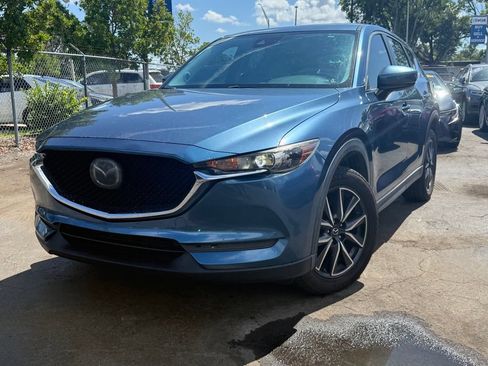 Used 2018 MAZDA CX-5 Touring w/ Preferred Equipment Package FWD image 2