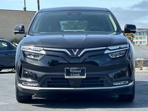 Used 2023 VinFast VF 8 Eco AWD/4WD image 5
