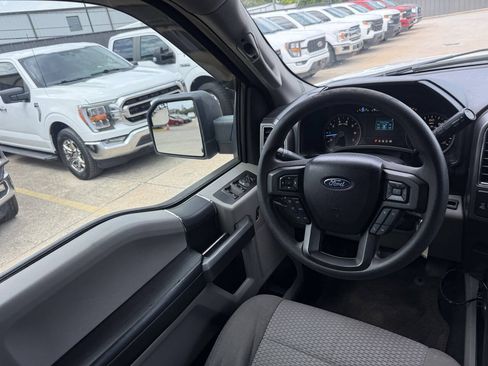 Used 2017 Ford F150 XLT AWD/4WD image 19