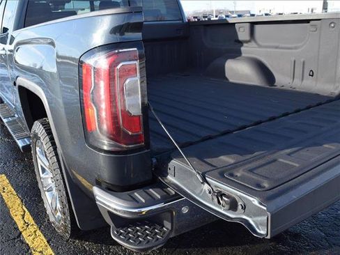 Used 2018 GMC Sierra 1500 SLT image 45