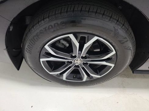 Certified 2025 Toyota Sienna Platinum AWD/4WD image 41