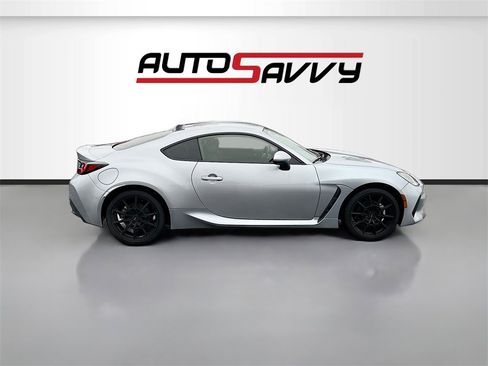 Used 2024 Subaru BRZ Limited w/ Popular Package 1 image 8