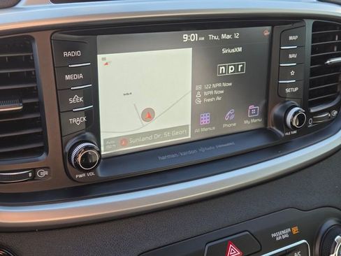 Used 2020 Kia Sorento SX image 22