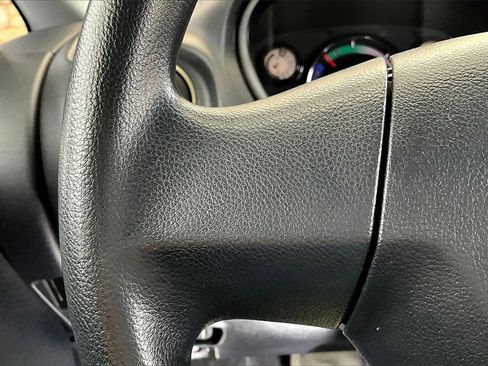 Used 2012 Mitsubishi i ES image 8