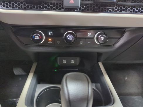 New 2026 Honda HR-V LX image 17