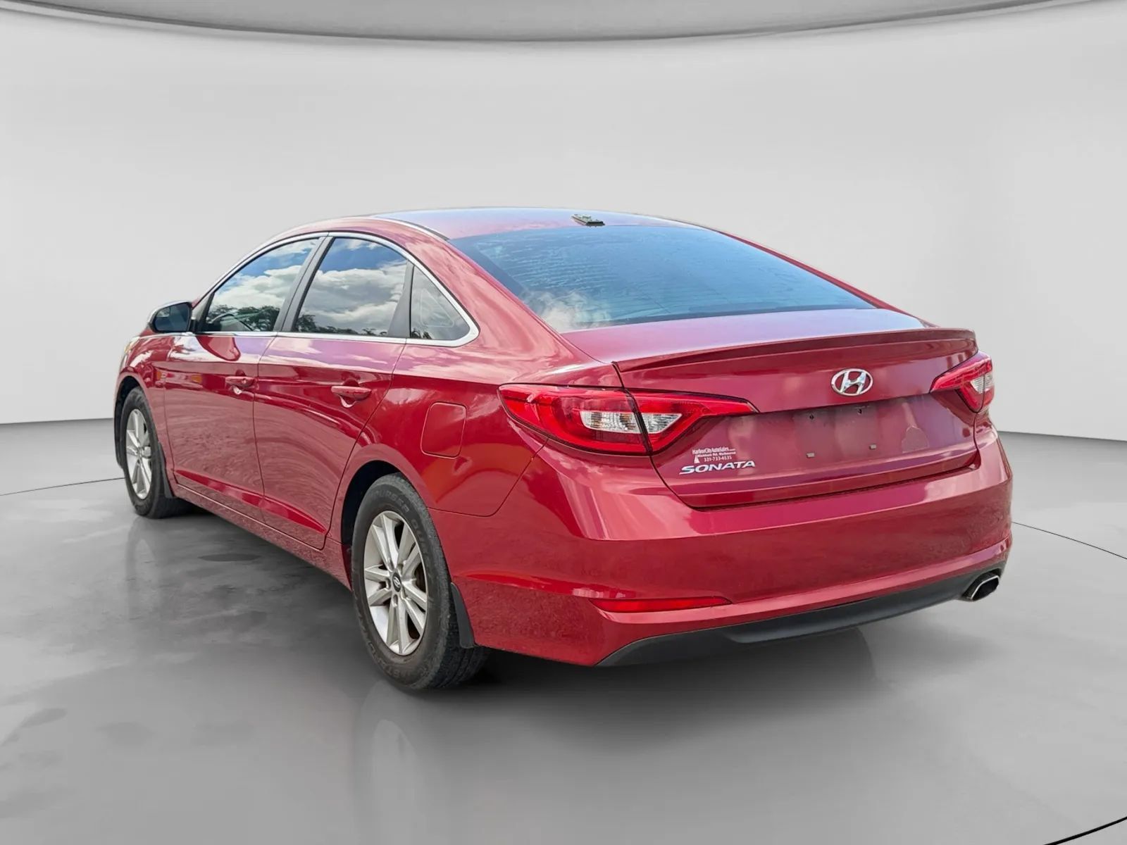 Used 2017 Hyundai Sonata SE FWD image 3