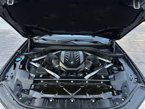 Used 2020 BMW X5 M50i image 31