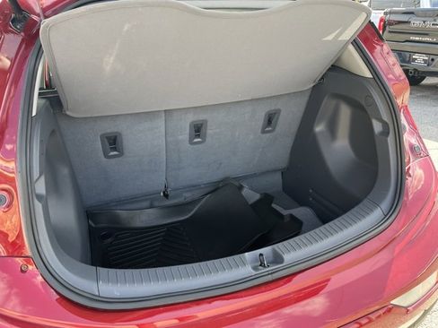 Used 2020 Chevrolet Bolt LT image 27