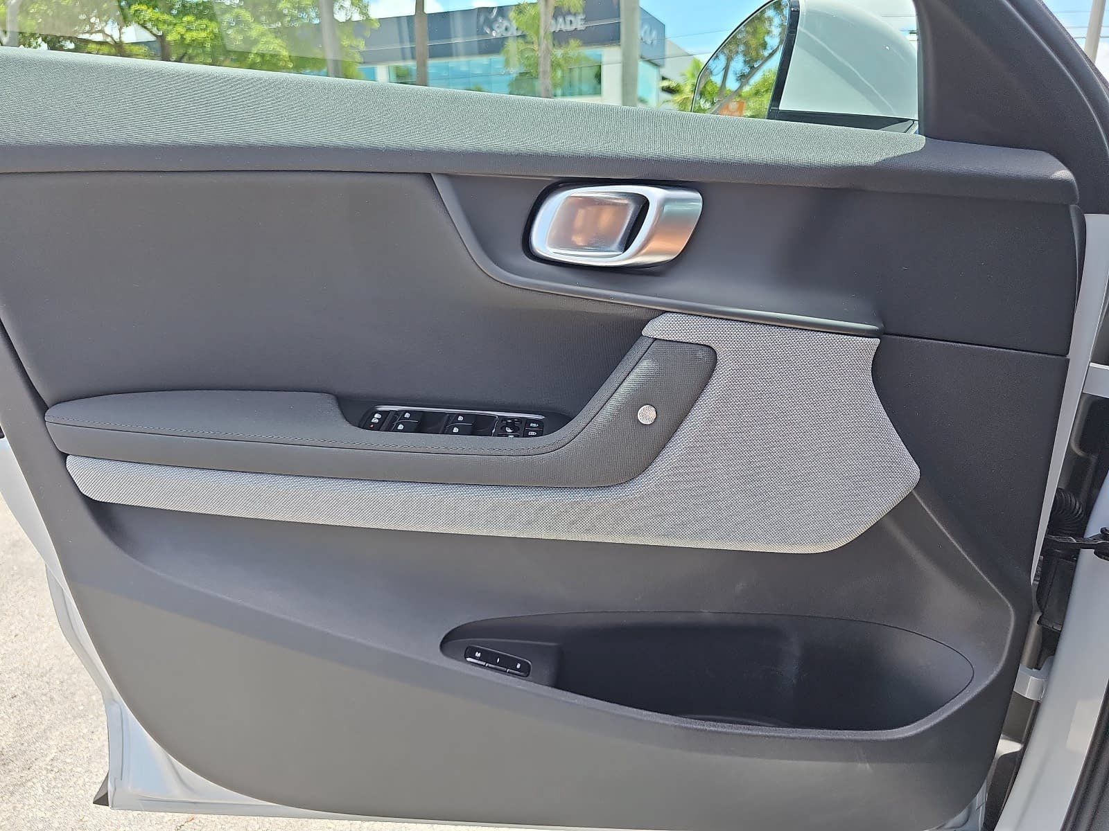Used 2024 Polestar Polestar 2 AWD/4WD image 26