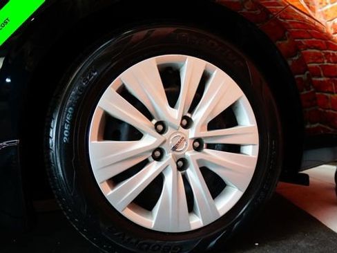 Certified 2023 Nissan Sentra S FWD image 87