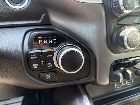 Used 2023 RAM 1500 Big Horn AWD/4WD image 31