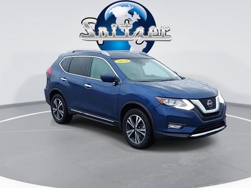 Used 2018 Nissan Rogue SL w/ Premium Package image 2