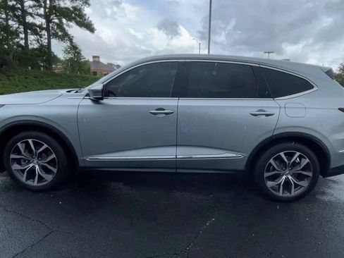 Used 2023 Acura MDX w/ Technology Package FWD image 5