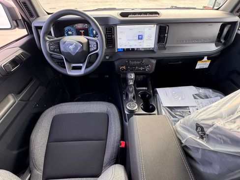 New 2025 Ford Bronco 4-Door w/ Sasquatch Package image 25