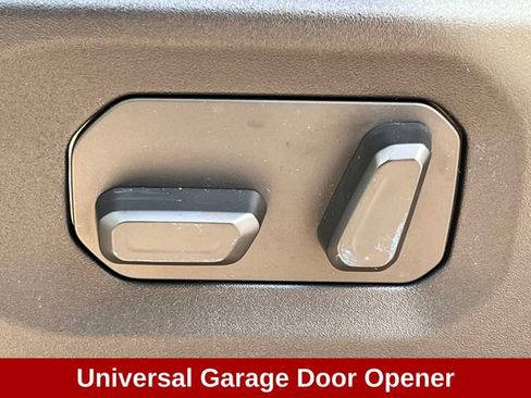 New 2026 Jeep Wrangler Unlimited Rubicon w/ Xtreme 35 Tire Package image 12