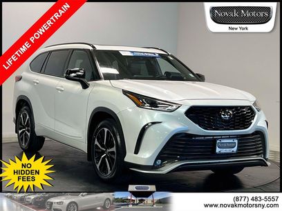 Used 2022 Toyota Highlander XSE