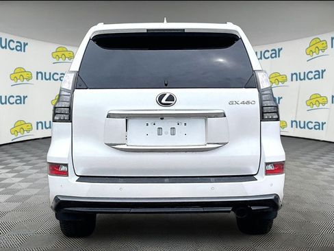 Used 2023 Lexus GX 460 Luxury w/ Sport Design Package AWD/4WD image 5