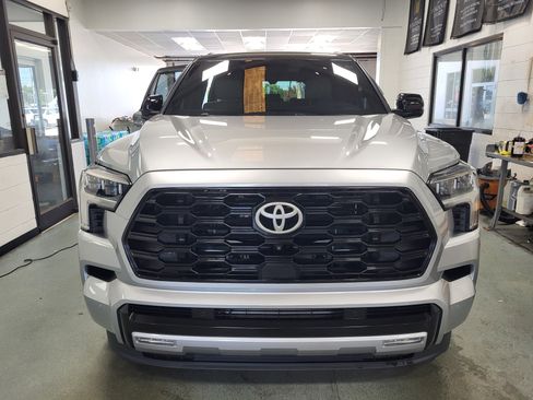 Used 2025 Toyota Sequoia Capstone AWD/4WD image 2