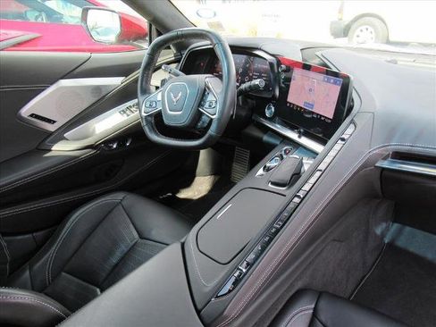 Used 2020 Chevrolet Corvette 3LT 2dr Car w/ 3LT Preferred Equipment Group image 16