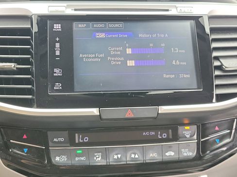 Used 2016 Honda Accord EX-L image 23