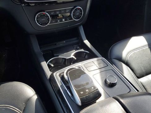 Used 2017 Mercedes-Benz GLS 450 4MATIC image 35