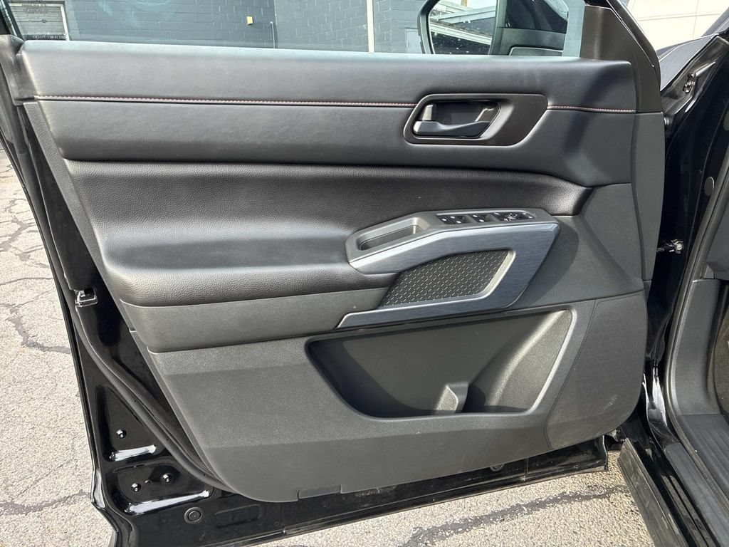Certified 2024 Nissan Pathfinder Rock Creek AWD/4WD image 21