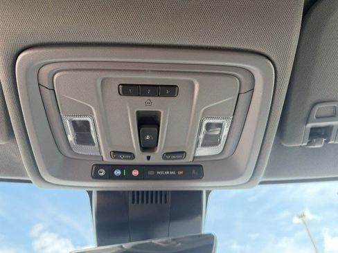 Used 2024 GMC Sierra 1500 Denali w/ Technology Package AWD/4WD image 22