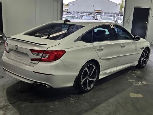 Used 2021 Honda Accord Sport image 4