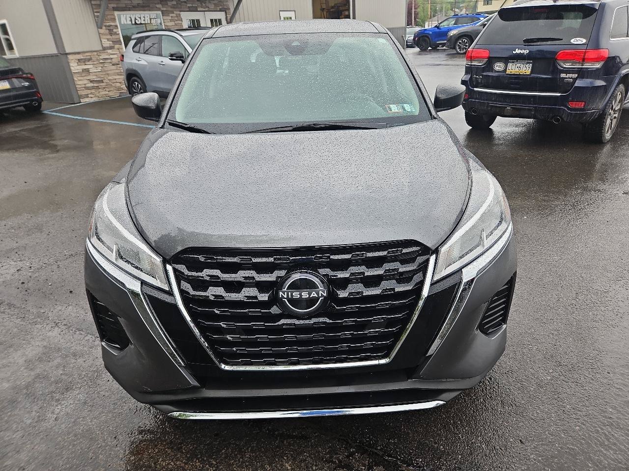 Used 2023 Nissan Kicks S FWD image 8
