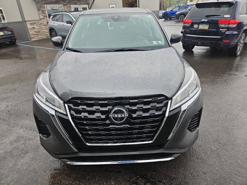 Used 2023 Nissan Kicks S FWD image 8