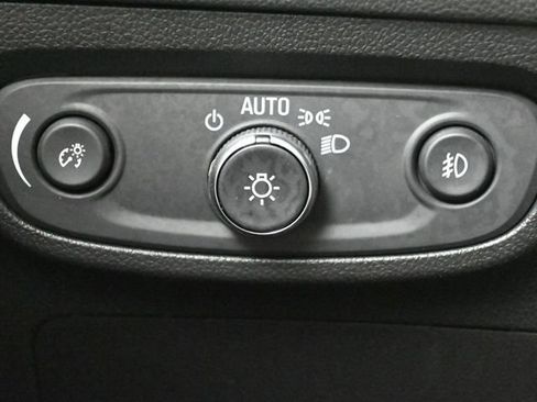 Used 2020 Buick Encore GX Select FWD image 24