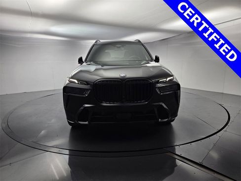 Used 2023 BMW X7 xDrive40i w/ M Sport Package image 3
