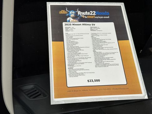 Used 2025 Nissan Altima 2.5 SV FWD image 40