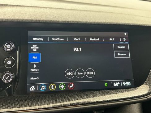 Used 2023 Buick Envision Preferred image 17