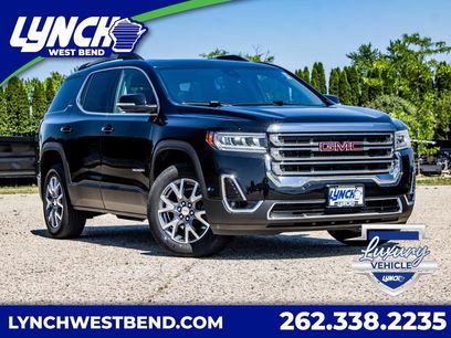 Used 2023 GMC Acadia SLT w/ Preferred Package