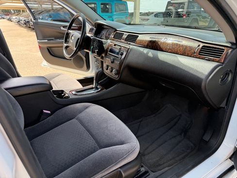 Used 2014 Chevrolet Impala Limited LS FWD image 13